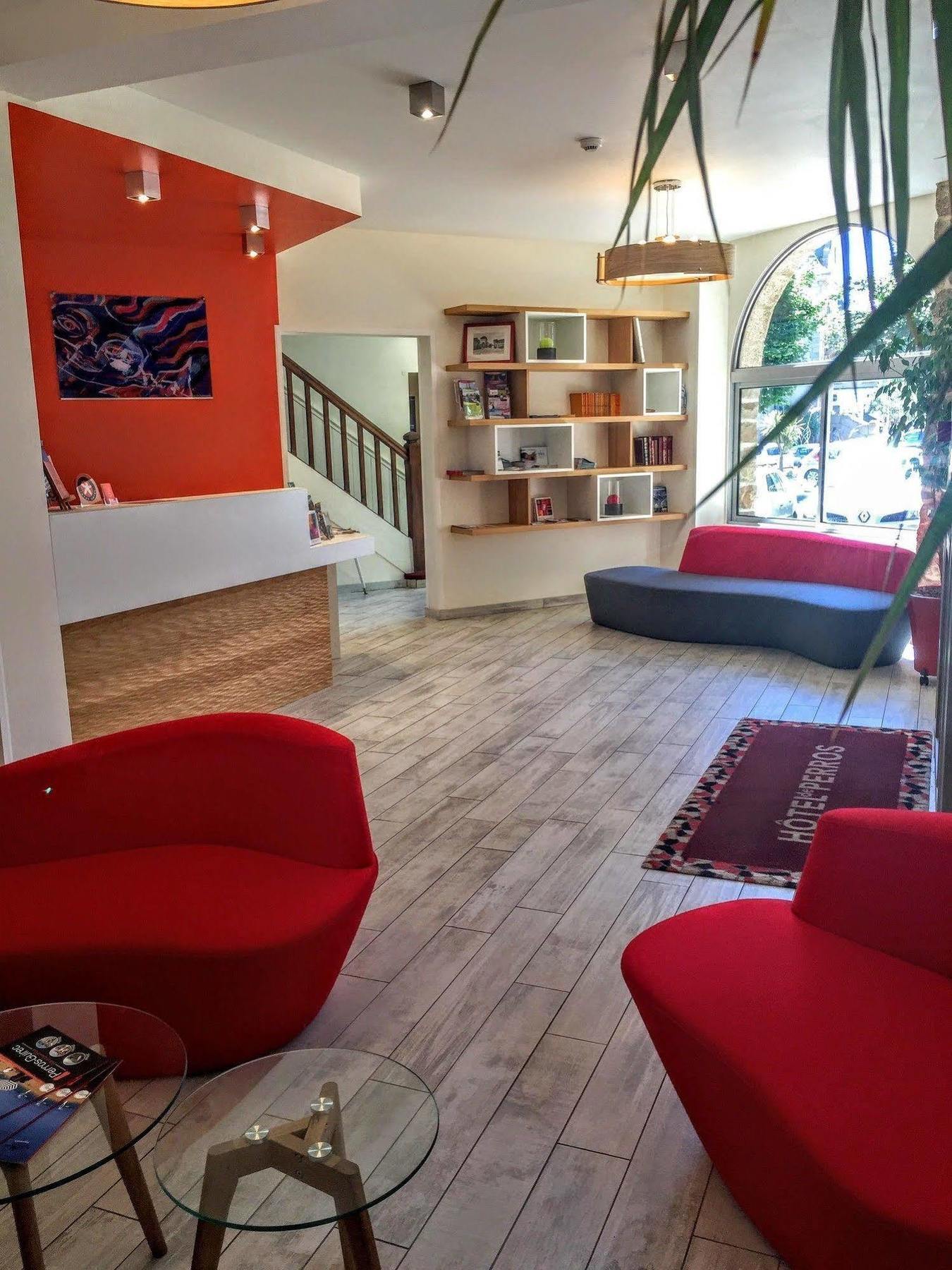 Hotel De Perros, The Originals Boutique Екстериор снимка