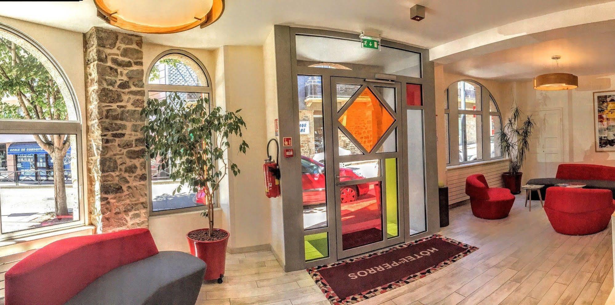 Hotel De Perros, The Originals Boutique Екстериор снимка
