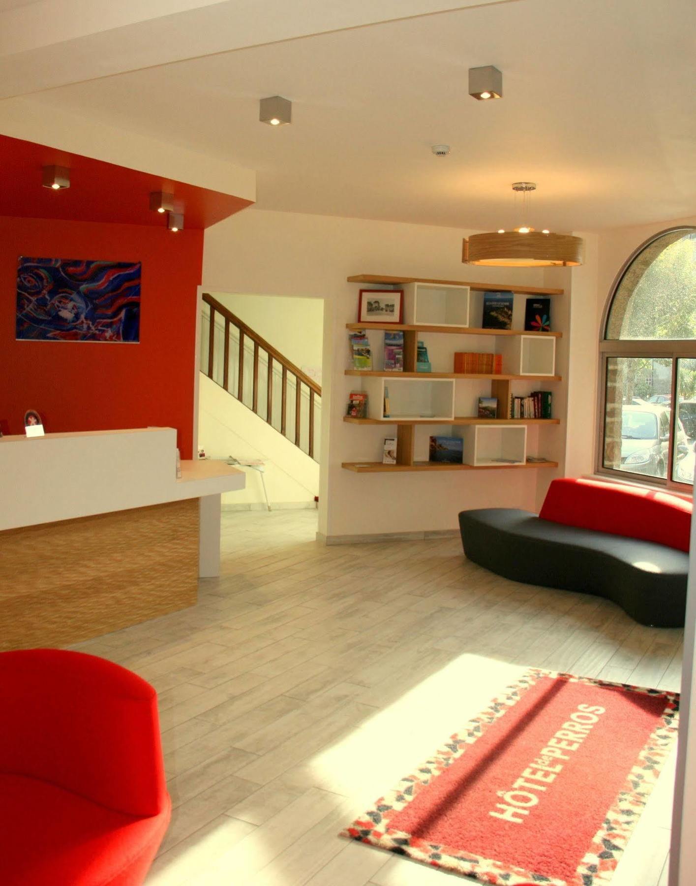 Hotel De Perros, The Originals Boutique Екстериор снимка